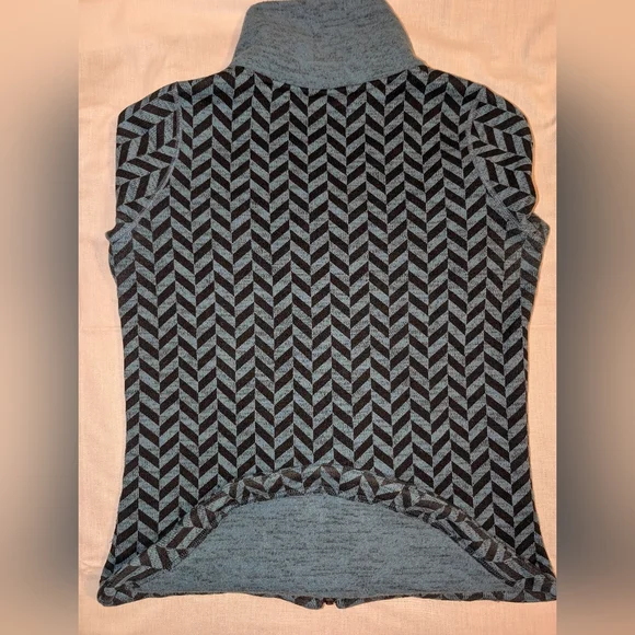 Womens Small Blue and Black Chevron Zip-Up Jacket - Picture 2 of 6
